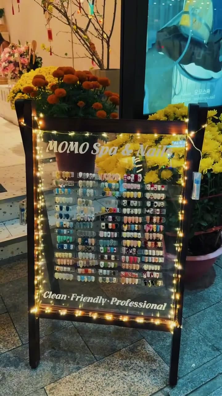 호치민 1군 레탄톤 일본인거리 모모스파 매장 외관과 거리 풍경